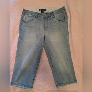 Democracy "Ab" solution Light Blue Capri Jeans